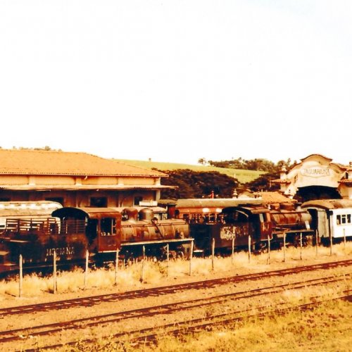 Locomotivas da ABPF ficaram por um perodo em exposio na Estao (Acervo Casa da Memria) 