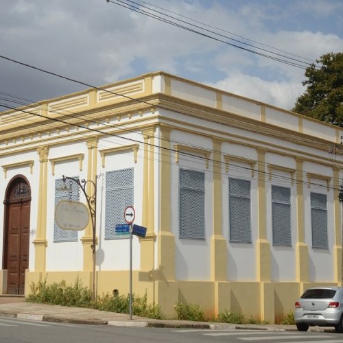 Casaro se transformou em pousada Vila Bueno e foi totalmente restaurado (Foto Gislaine Mathias)

