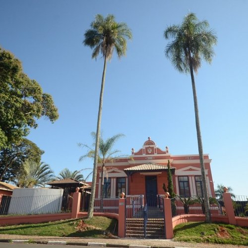 Casaro segue restaurado e se tornou espao de eventos aps ser adquirido por empresa de Holambra (Foto Gislaine Mathias)