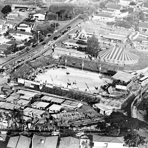 Viso de todo o Parque Santa Maria quando sediava o Rodeio de Jaguarina, antiga Festa do Peo (Acervo Casa da Memria) 